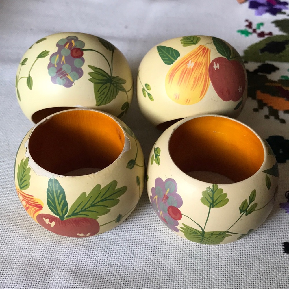 Hand painted wood napkins rings